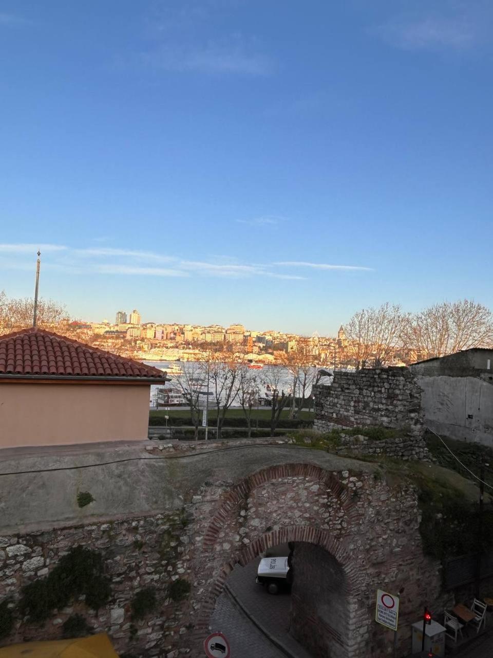 Gen Plus, Istanbul